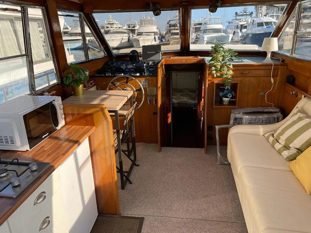 Charming Boat House In Barcelona With Big Terrace And Solarium Hotel Sant Adria de Besos Spain