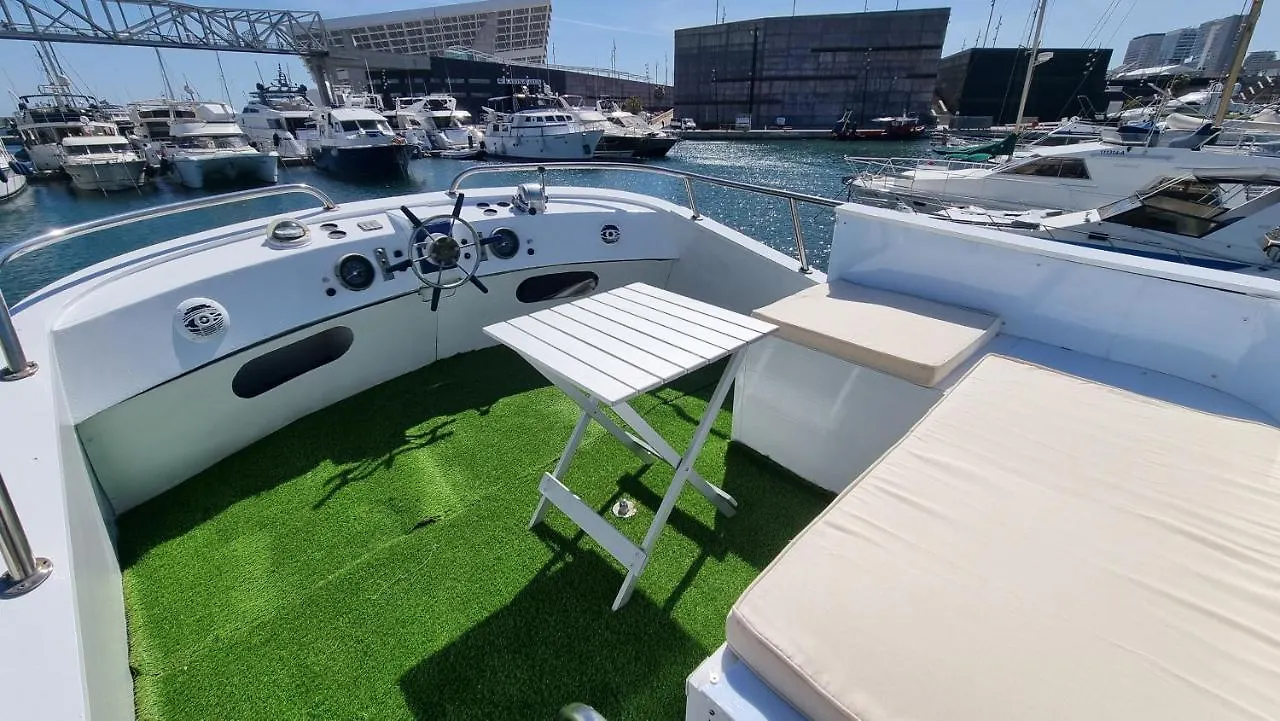 Charming Boat House In Barcelona With Big Terrace And Solarium Hotel Sant Adria de Besos 0*,